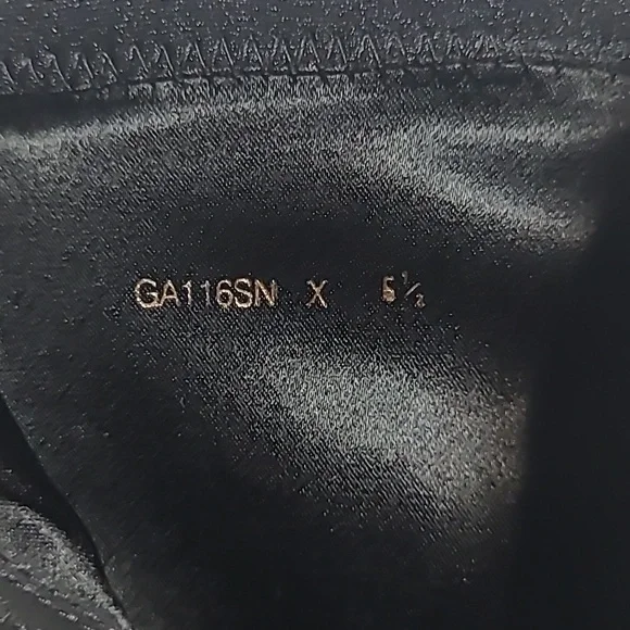 Good American Ankle Shine Neoprene Booties Size 6.5 - Picture 9 of 10